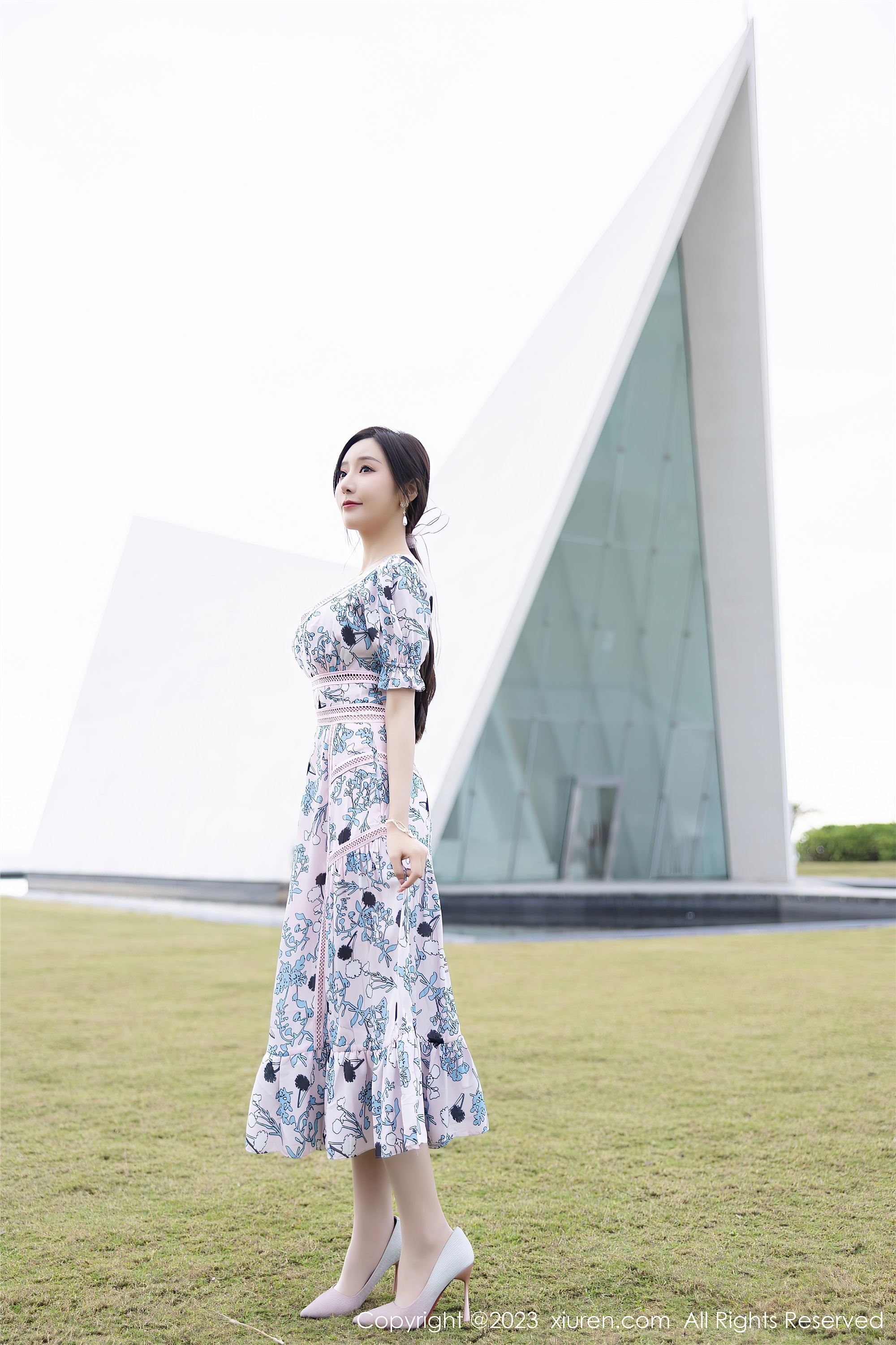 XiuRen秀人网  2023.03.24 NO.6474 王馨瑶yanni 海南岛旅拍